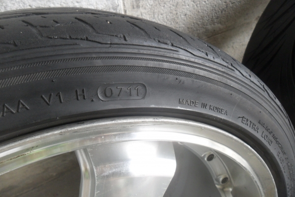 ล้อแม็ก17นิ้ว 4รู100/114 พร้อมยาง สวยๆ 4 ล้อ ราคา 6450 บาท