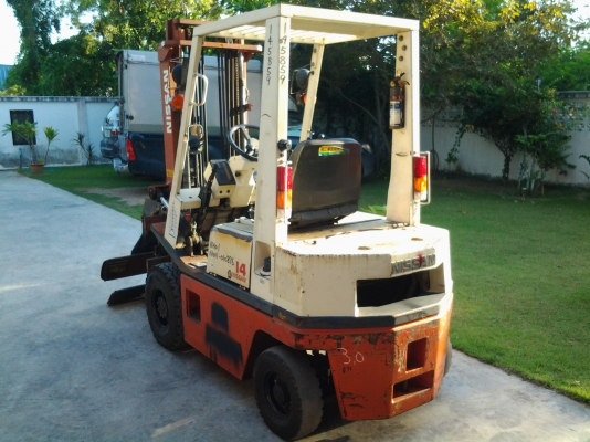 ขาย forklift Nissan 1.4 ตัน เก่านอก สภาพพร้อมใช้งาน ขาย forklift Nissan 1.4 ตัน เก่านอก สภาพพร้อมใช้งาน