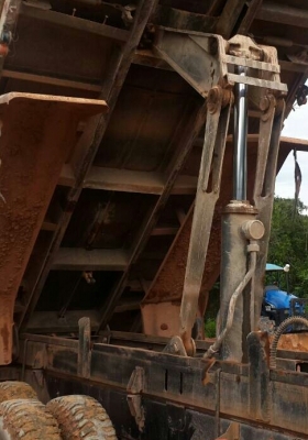 สิบล้อ มิตซู ไอ้หลง FN527 TF 220โบว์ 2เพา ดั้มสามมิต ช่วงล่างเบรคใหญ่เกียร์10สปีส สภาพดีสวยพร้อมใช้ ทะเบียนพร้อมโอน