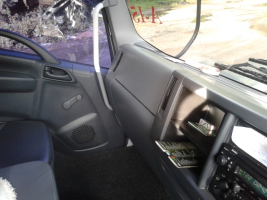 หกล้ออีซุสุ 190 แรงม้า ( ปี 56 )  เหมือนรถใหม่เลย  เลขไม 5 หมื่อนนิดๆ พร้อมใช้งาน