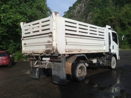 หกล้ออีซุสุ 190 แรงม้า ( ปี 56 )  เหมือนรถใหม่เลย  เลขไม 5 หมื่อนนิดๆ พร้อมใช้งาน