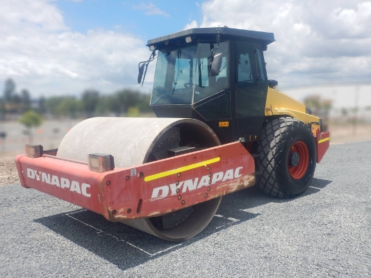 รถบดถนน 2011 DYNAPAC CA602D Vibratory Roller