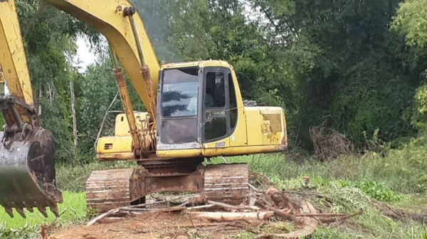 ขายรถแบคโค  PC200-6