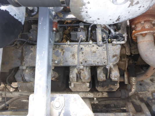 ขายรถขูดไสผิวถนน