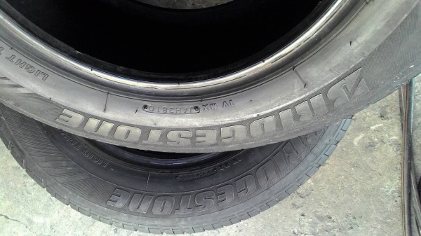 215/65R15 BRIDGESTONE LEO 627 มี 2 เส้น tel.081-427-3941 ไลน์ไอดี autobot107 215/65R15 BRIDGESTONE LEO 627 มี 2 เส้น tel.081-427-3941 ไลน์ไอดี autobot107