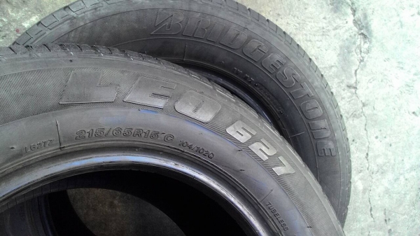 215/65R15 BRIDGESTONE LEO 627 มี 2 เส้น tel.081-427-3941 ไลน์ไอดี autobot107 215/65R15 BRIDGESTONE LEO 627 มี 2 เส้น tel.081-427-3941 ไลน์ไอดี autobot107