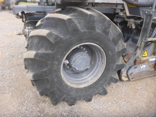 ขายรถขูดไสผิวถนน