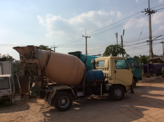 ศูนย์รถโม่โคราช จำหน่ายรถโม่ 6 ล้อ