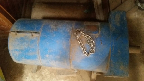 ไดปั่นไฟ 35 กิโลวัตต์ของนอกครับสภาพเดิมๆครับ  ขนาด 35 กิโลวัตต์ครับไม่ใช่ของจีนครับ  พร้อมใช้งานครับราคานี้คุ้มครับ