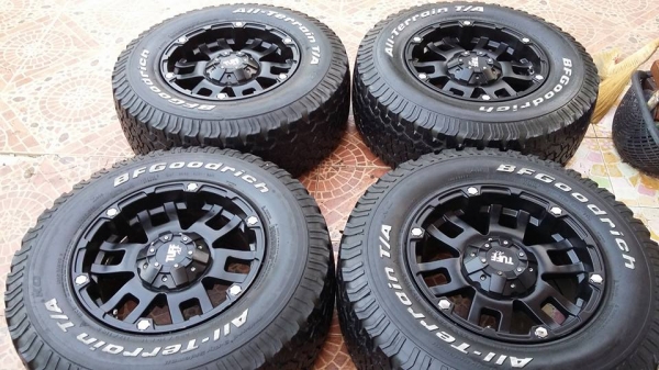 ล้อพร้อมยาง bf