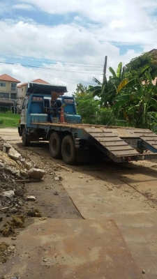 ขายเทรลเลอร์1เพลา ร็อกกี้ 175แรง เครื่องดีแคชซีสวย สภาพพร้อมใช้งาน เอกสารพร้อมโอน สนใจโทร 090-8588220คุณนะ 093-3258446คุณบิว หรือเข้าดูสินค้าอื่นๆได้ที่ www.truck.in.th/498 หรือเพจFacebook ณรงค์ ซื้อขายรถมือสอง (เว็บไซต์ส่วนตัว) หรือFacebook ตลาดรถมือสอง