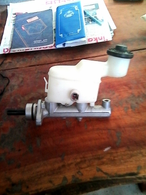 ขายปั๊มเบรคบน วีโก้แท้ ของใหม่