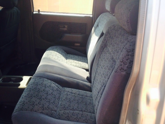 ขายอีซูซุ ADVENTURE 2001 เกียร์ออโต้ เครื่อง3.0 เทอร์โบ ราคา 138,000 บาท ติดต่อ 092-6356419