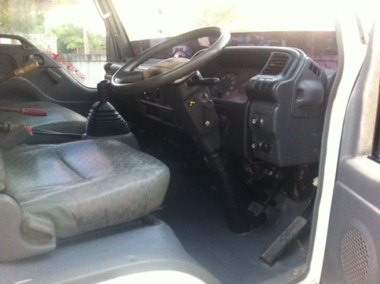 ขายรถ 6ล้อดั้ม ISUZU NQR 150 HP ( TURBO ) ปี 2550