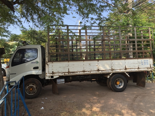 ขายรถหกล้อสภาพดียาว 5 เมตร มีแอร์ รถปี2552