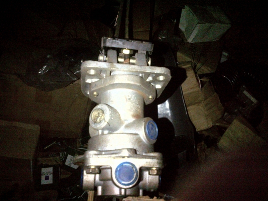 ขายตีนเหยียบ จิฟฟี่ ISUZU  ราคา  1400 บาท โทร 0906208746