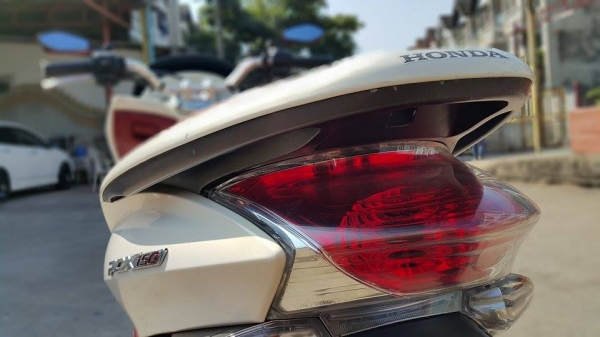 Pcx150 2012 วิ่งน้อย สวยใส ราคาถูก ต่อรองได้จ้า