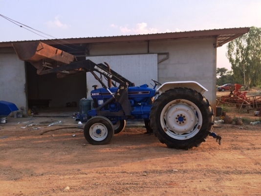 ขายรถไถฟอทร์พร้อมใบตัก    ลงขายใหม่ลดได้