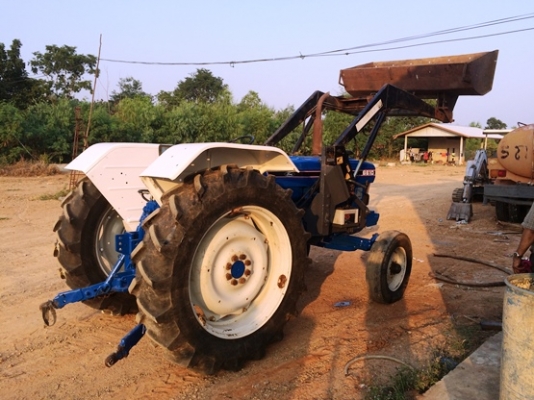 ขายรถไถฟอทร์พร้อมใบตัก    ลงขายใหม่ลดได้