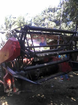 ขายรถเกี่ยวข้าว KUBOTA DC60 ปี53 สภาพพร้อมใช้งาน เอกสารพร้อมโอน สนใจโทร 090-8588220คุณนะ 093-3258446คุณบิว หรือเข้าดูสินค้าอื่นๆได้ที่ www.truck.in.th/498 หรือเพจFacebook ณรงค์ ซื้อขายรถมือสอง (เว็บไซต์ส่วนตัว) หรือFacebook ตลาดรถมือสอง คุณนะ