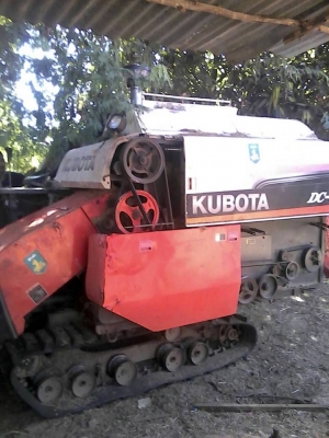 ขายรถเกี่ยวข้าว KUBOTA DC60 ปี53 สภาพพร้อมใช้งาน เอกสารพร้อมโอน สนใจโทร 090-8588220คุณนะ 093-3258446คุณบิว หรือเข้าดูสินค้าอื่นๆได้ที่ www.truck.in.th/498 หรือเพจFacebook ณรงค์ ซื้อขายรถมือสอง (เว็บไซต์ส่วนตัว) หรือFacebook ตลาดรถมือสอง คุณนะ