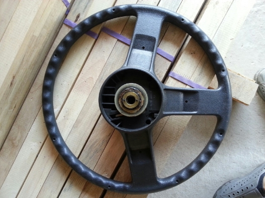 พวงมาลัย คาริเบี้ยน