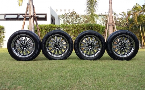 ล้อ,20 6รู งามๆ พร้อมยาง 265-50-20 ดอกหนาๆ ชุดละ 19,500