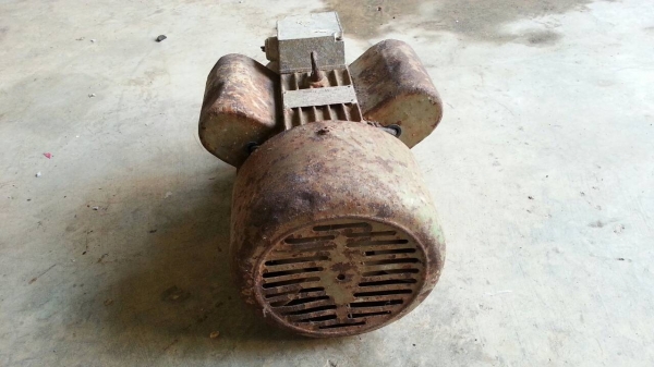 มอเตอร์3แรง ไฟ220v ใช้งานได้ตามปกติ มอเตอร์3แรง ไฟ220v ใช้งานได้ตามปกติ