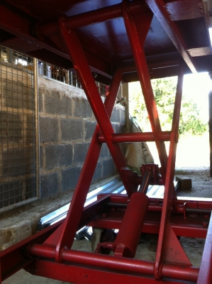 ขายแฮนลิฟท์มือ X ไฮดรอลิก กระบอกใหญ่ สภาพใช้งาน100\% ขายแฮนลิฟท์มือ X ไฮดรอลิก กระบอกใหญ่ สภาพใช้งาน100\%