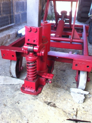 ขายแฮนลิฟท์มือ X ไฮดรอลิก กระบอกใหญ่ สภาพใช้งาน100\% ขายแฮนลิฟท์มือ X ไฮดรอลิก กระบอกใหญ่ สภาพใช้งาน100\%