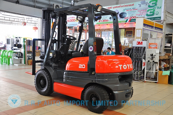 ขายรถโฟล์คลิฟท์มือสอง TOYOTA รุ่น 6FD20-31021 ราคา 295,000 บาท นำเข้าจากประเทศญี่ปุ่น 100\% ไม่เคยใช้งานในไทย