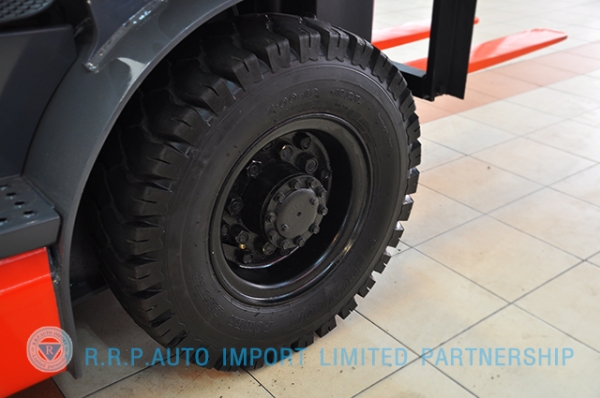 ขายรถโฟล์คลิฟท์มือสอง TOYOTA รุ่น 6FD20-31021 ราคา 295,000 บาท นำเข้าจากประเทศญี่ปุ่น 100\% ไม่เคยใช้งานในไทย