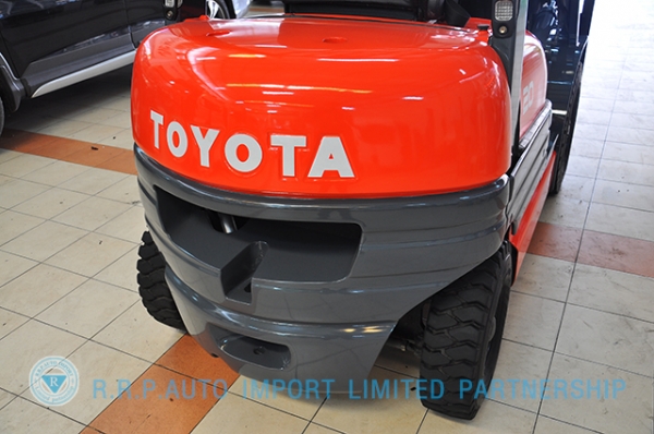 ขายรถโฟล์คลิฟท์มือสอง TOYOTA รุ่น 6FD20-31021 ราคา 295,000 บาท นำเข้าจากประเทศญี่ปุ่น 100\% ไม่เคยใช้งานในไทย