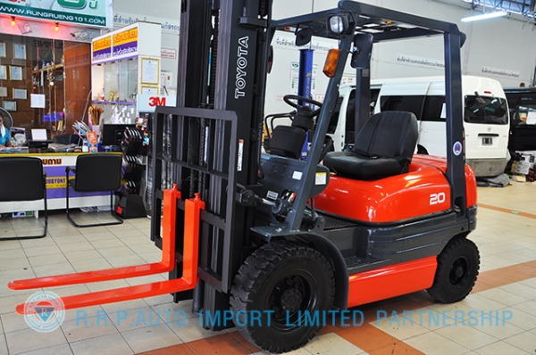 ขายรถโฟล์คลิฟท์มือสอง TOYOTA รุ่น 6FD20-31021 ราคา 295,000 บาท นำเข้าจากประเทศญี่ปุ่น 100\% ไม่เคยใช้งานในไทย