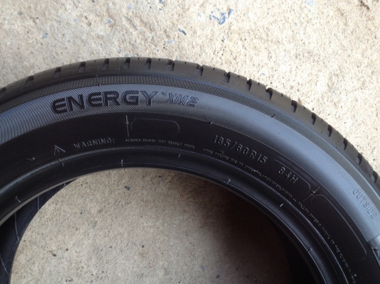 ยางMICHELIN รุ่น ENERGY xm2 .185 60R15 ปี2014 สภาพสวยมากๆดอกเยอะมากๆไม่มีปะ