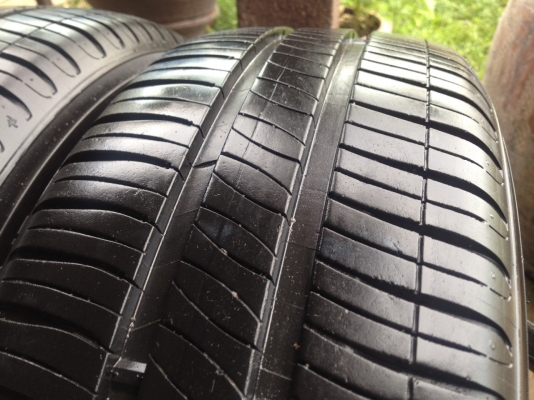 ยางMICHELIN รุ่น ENERGY xm2 .175 65R15 ปี2014 สภาพสวยมากๆดอกเยอะมากๆ ยางMICHELIN รุ่น ENERGY xm2 .175 65R15 ปี2014 สภาพสวยมากๆดอกเยอะมากๆ