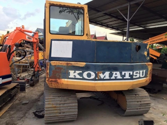 Komatsu pc60-5 เก่านอกไม่เคยใช้งานในไทย สภาพดีพร้อมใช้งาน