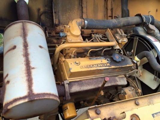 Komatsu pc60-5 เก่านอกไม่เคยใช้งานในไทย สภาพดีพร้อมใช้งาน