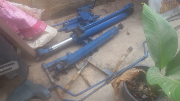 ชุดดันหน้ารถไถฟอร์ดอุปกรณ์ครบ..CMT