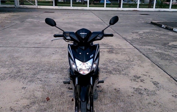 honda czi รถบ้านๆ พร้อมใช้งาน honda czi รถบ้านๆ พร้อมใช้งาน