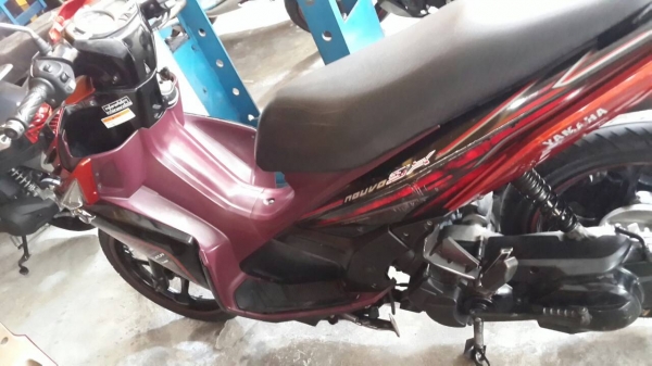 ขาย YAMAHA NOUVO SX ล้อแม็ก ปี 55 เครื่องดีไม่หลวม ไม่มีควัน ภายนอกมีรอยด้านข้าง ฝาข้างด้านซ้ายซ้าย และรอยล้มหน่อยหนึ่ง เล่มพร้อมชุดโอน ขาย YAMAHA NOUVO SX ล้อแม็ก ปี 55 เครื่องดีไม่หลวม ไม่มีควัน ภายนอกมีรอยด้านข้าง ฝาข้างด้านซ้ายซ้าย และรอยล้มหน่อยหนึ่ง เล่มพร้อมชุดโอน