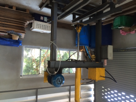 เครื่องอัดไฮโดรลิค