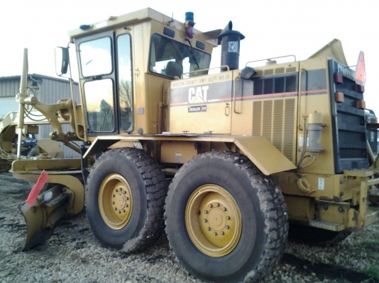 รถเกรดกำลังจะเข้าไทยนะคะ CAT 140H ‪#&lrm;2ZK05847‬ 17,900/2001yr สนใจติดต่อ ใหม่ 061-4194022