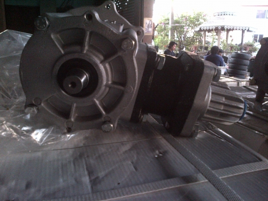 ขายปั้มลม ISUZU 6BG ราคา 12000   โทร  0906208746