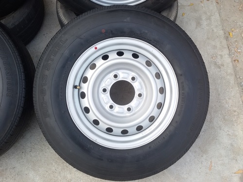 ขายล้อกะทะ15 6รู ยาง 195R15  4 ล้อ4000