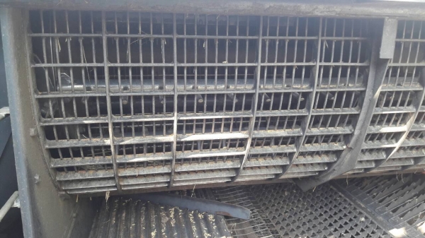 ขายด่วนครับ รถเกี่ยวข้าว DC 60 ปี 55 รุ่นสุดท้ายปี 55 นิ้วสปริงของ DC 60 ครับ ชั่วโมงน้อยเพียง 1,3xx เอาไปมีแต่กำไรรถพร้อมใช้ครับ สภาพดีครับ ราคา 335,000 บาทครับ รถสวยรับรองเลยครับ โทร 080-5532793 จ.มหาสารคาม