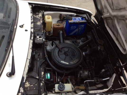 ขายรถกระบะ มาสด้า แฟมมิเลีย มือเดียว ปี90 เครื่อง 1.3 เกียร์ธรรมดา4เกียร์ ภายในเดิมๆสวยสะอาดแอร์หน้า-หลังเย็นฉ่ำ ลอนกระบะหลังสวยมากหลังคาพร้อม ตัวถังเดิมๆไม่มีชนสีบางเดิมทั้งคัน คัสซีดี ยางใหม่ๆ5เส้น เครื่องดีช่วงล่างดี รถพร้อมใช้ มือเดียวป้ายแดง ภาษี59 ร