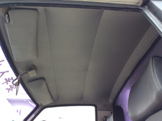 ขายรถกระบะ มาสด้า แฟมมิเลีย มือเดียว ปี90 เครื่อง 1.3 เกียร์ธรรมดา4เกียร์ ภายในเดิมๆสวยสะอาดแอร์หน้า-หลังเย็นฉ่ำ ลอนกระบะหลังสวยมากหลังคาพร้อม ตัวถังเดิมๆไม่มีชนสีบางเดิมทั้งคัน คัสซีดี ยางใหม่ๆ5เส้น เครื่องดีช่วงล่างดี รถพร้อมใช้ มือเดียวป้ายแดง ภาษี59 ร