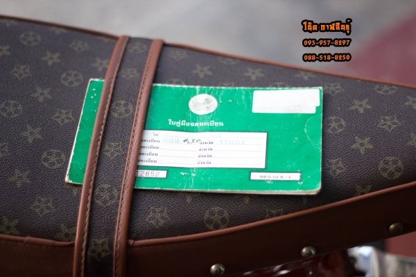 ขายด่วน Honda Chaly รๅคๅ 16,900 บๅท พร้อมเล่มเขียว -เครื่องHonda เวฟ110cc ดีๆเลยเงียบๆเดินเบๅนิ่ง ไม่มีควัน -ล้อหน้า - หลัง 6.1 ทั้ง 2 ล้อ กว้างใหญ่แนวญี่ปุ่นเต็มๆ -โช๊คหน้าหัวกับ เด็งดีนุ่มๆ -ดิสหน้าใช้งานได้ดีไม่ติดจานดิส -เครื่องชุบโคมเมียมงานสวยมากๆ -