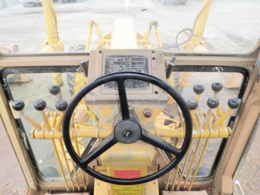 12G #61M10225 5,812ชม. ปี1983 "Mid Mount Scarifier" จากUSAถึงไทยเร็วๆนี้ครับ 12G #61M10225 5,812ชม. ปี1983 "Mid Mount Scarifier" จากUSAถึงไทยเร็วๆนี้ครับ